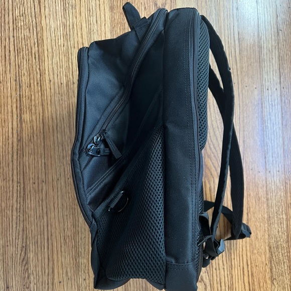 NWOT Port Authority BG100 Xcape Laptop Backpack - Picture 2 of 12